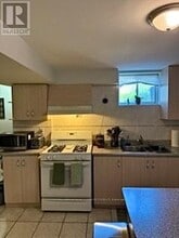 37 Depeuter Crescent in Bradford West Gwillimbury, ON - Building Photo - Building Photo