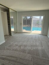 10105 Cedar Springs Dr in Santee, CA - Building Photo - Building Photo
