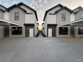 17 San Andres in Edinburg, TX - Building Photo