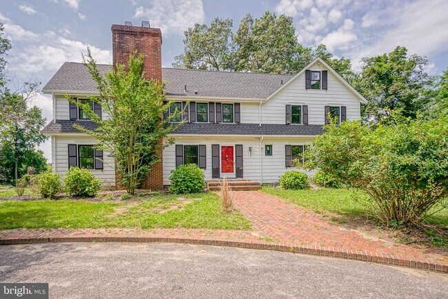 710 Hainesport Lumberton Rd in Hainesport, NJ - Foto de edificio - Building Photo