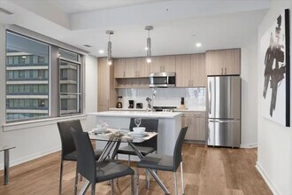 400 Army Navy Dr in Arlington, VA - Building Photo - Building Photo