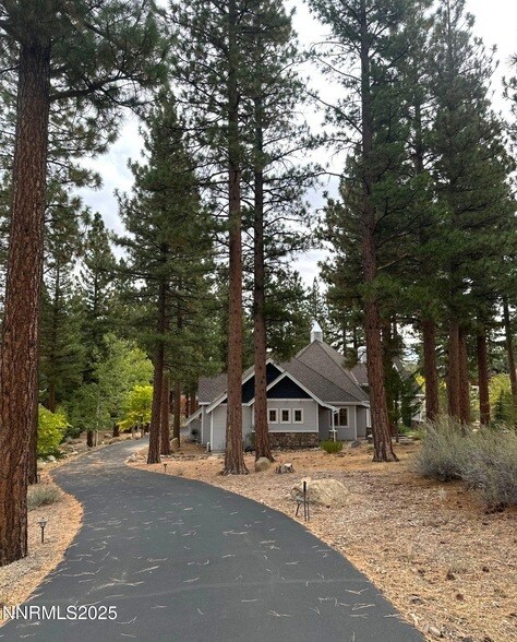 132 Waterford Ct in Reno, NV - Building Photo