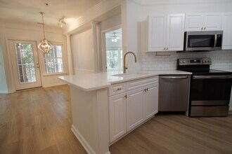 2012 Telfair Way in Charleston, SC - Building Photo - Building Photo