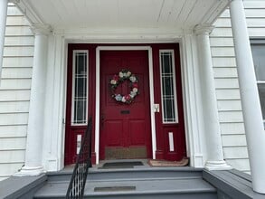 43 1st St, Unit 2L in Waterford, NY - Building Photo - Building Photo