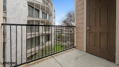 522 Hancock Ave, Unit 2-319 in Corpus Christi, TX - Foto de edificio - Building Photo