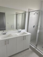 2464 SE 24th St in Homestead, FL - Building Photo - Building Photo