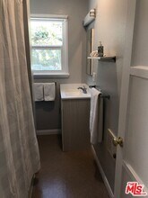 4203 Verdugo Rd in Los Angeles, CA - Foto de edificio - Building Photo