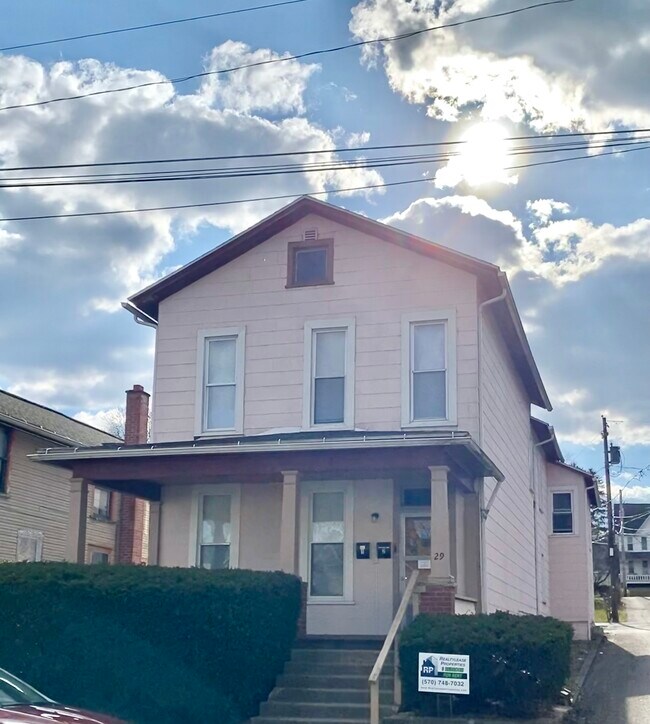 29 N Jones St Rentals in Lock Haven, PA