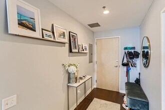 510 W Erie St in Chicago, IL - Building Photo - Building Photo