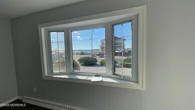 198 Bay Stream Dr in Toms River, NJ - Building Photo - Building Photo