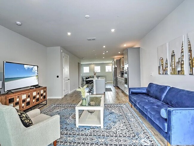 property at 4713 Arboretum Cir