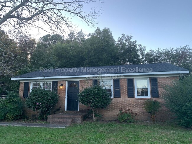 300 Ln of Sir Lancelot in Garner, NC - Building Photo - Building Photo