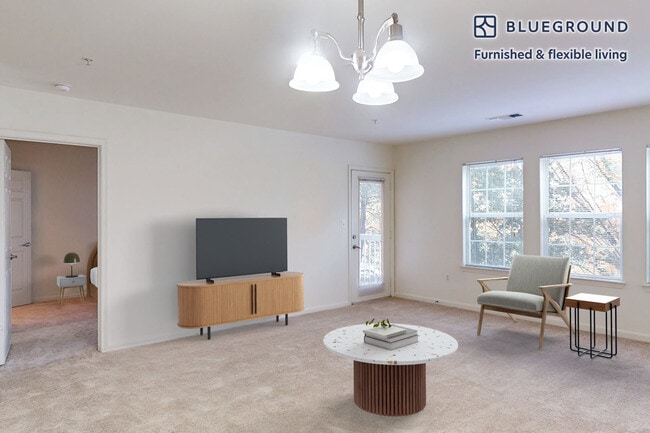 1563 Onyx Dr in Tysons, VA - Building Photo - Building Photo