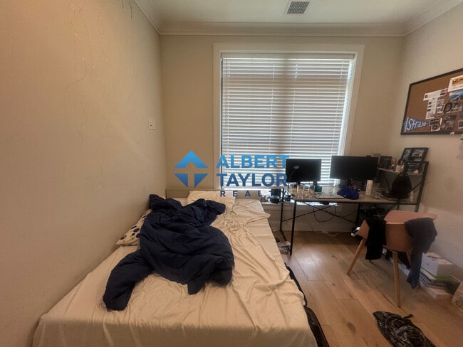 155 Everett St, Unit 303