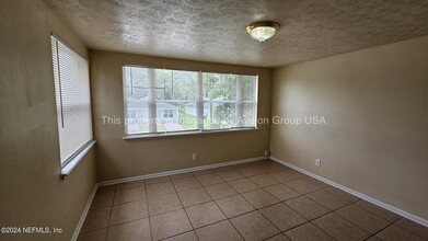 5319 Plymouth St in Jacksonville, FL - Building Photo - Building Photo