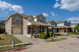 Stonebrook Townhome Properties in Mesquite, TX - Building Photo