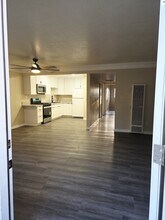 5917 Streamview Dr, Unit Apt 2 in San Diego, CA - Foto de edificio - Building Photo