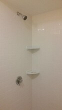 36 High St, Unit B2 in Brookline, MA - Building Photo - Building Photo