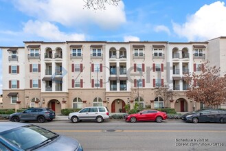 3360 Maguire Way in Dublin, CA - Building Photo - Building Photo