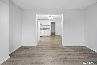 70 Center St in Wallingford, CT - Building Photo - Building Photo