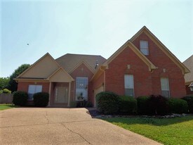 4528 Brighton Cir in Southaven, MS - Building Photo