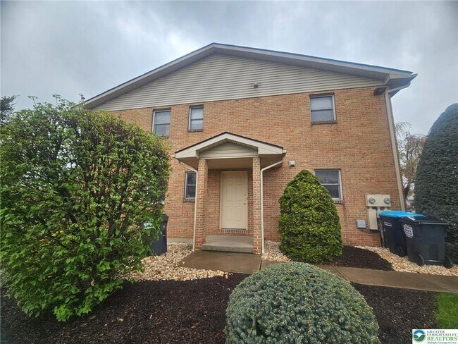 property at 2 Rosemont Ct