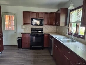 3669 5th St in Buffalo, NY - Building Photo - Building Photo