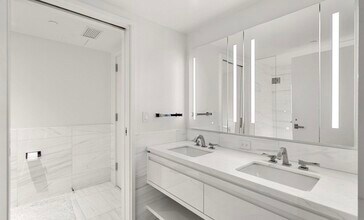 150 Seaport Blvd, Unit 6G in Boston, MA - Building Photo - Building Photo