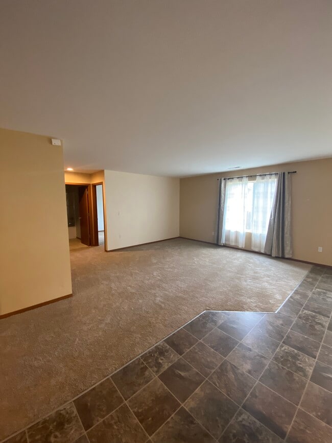 12205 SE 262nd Ct in Kent, WA - Building Photo - Building Photo