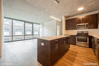 1345 S Wabash Ave, Unit 808 in Chicago, IL - Building Photo - Building Photo