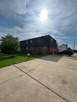 Maple St Apartments in Natrona Heights, PA - Building Photo
