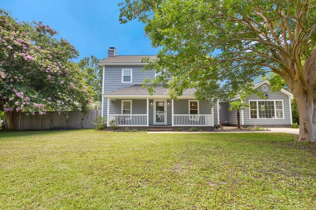 1206 Beresford Ct in Wilmington, NC - Building Photo
