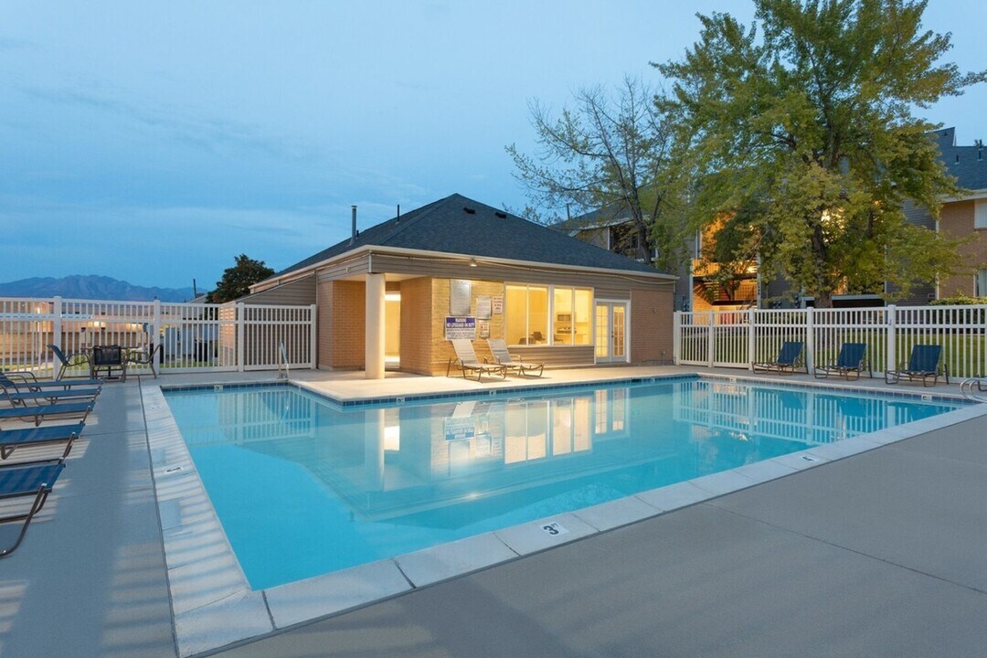 Ascent at Autumn Glen in Taylorsville, UT - Building Photo