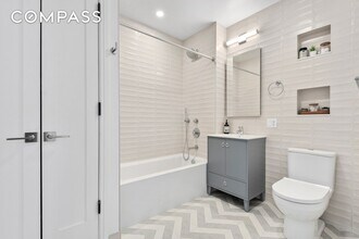 1 Lenox Rd, Unit 2 in Brooklyn, NY - Building Photo - Building Photo