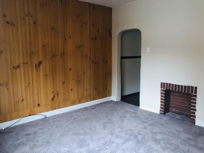 1810 Ley St in Pittsburgh, PA - Building Photo - Building Photo