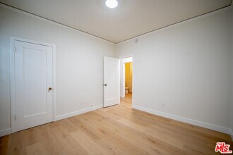 1328 2nd Ave in Los Angeles, CA - Building Photo - Building Photo
