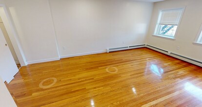 313 Tappan St, Unit 1A in Brookline, MA - Building Photo - Building Photo