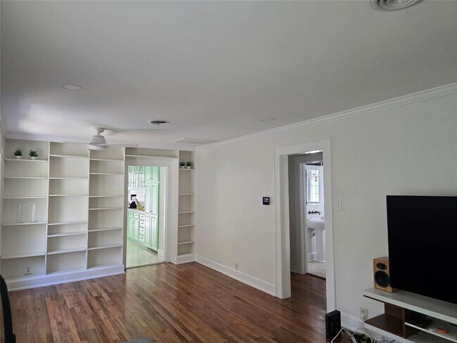 4213 Ramsey Ave in Austin, TX - Building Photo - Building Photo