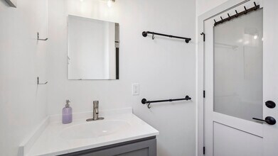 1710 N Robertson St in New Orleans, LA - Building Photo - Building Photo