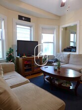 71 Hillside St in Boston, MA - Building Photo - Building Photo