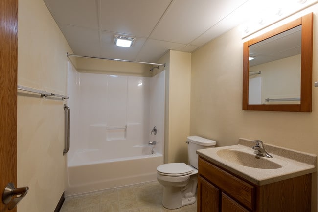 Perkins Place Apartments in Whitewater, WI - Building Photo - Interior Photo