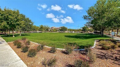 11518 Belmont Lake Dr in Las Vegas, NV - Building Photo - Building Photo