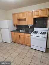 1808 Harrison St in Philadelphia, PA - Building Photo - Building Photo