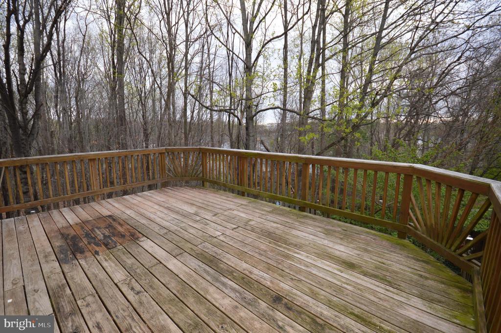 201 Ridgecrest Ct in Stafford, VA - Building Photo