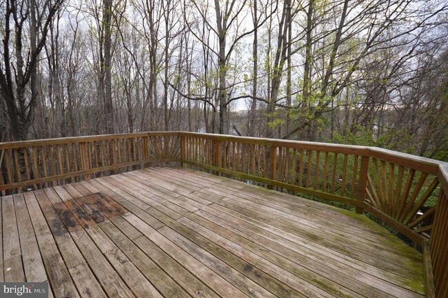 property at 201 Ridgecrest Ct