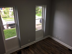 2146 St James Ave-Unit -2146-1 in Cincinnati, OH - Building Photo - Building Photo