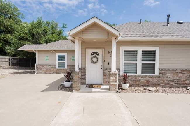 1418 George Ave