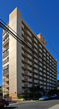 Luna-Liho Towers in Honolulu, HI - Foto de edificio - Building Photo