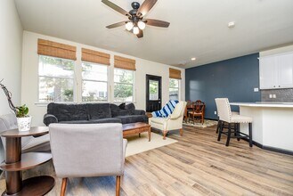 87 Blue Creek Pl in Spring, TX - Building Photo - Building Photo