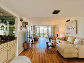 3442 NE Causeway Blvd in Jensen Beach, FL - Building Photo - Building Photo